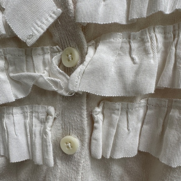 OshKosh B'gosh Genuine Kids 3T Girls  Cream Ruffle Sweater Cardigan - Picture 2 of 6